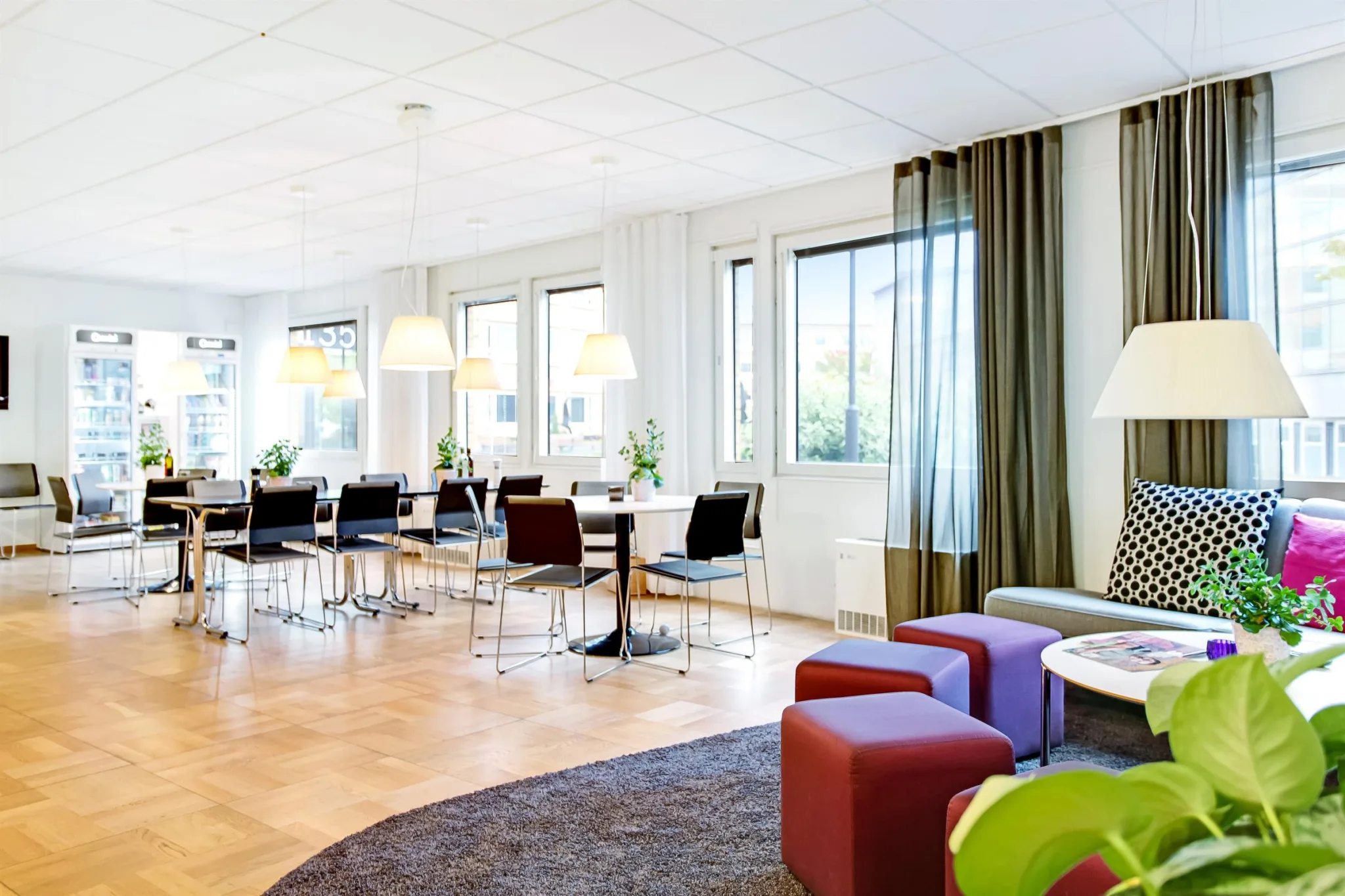 Kontor med valmöjligheter bild 1