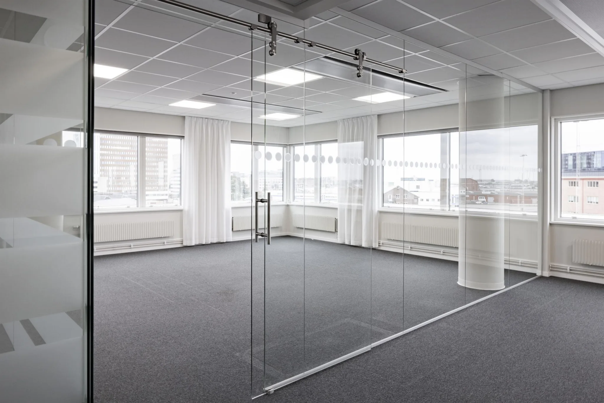 Modern kontorslokal i Nyhamnen bild 1