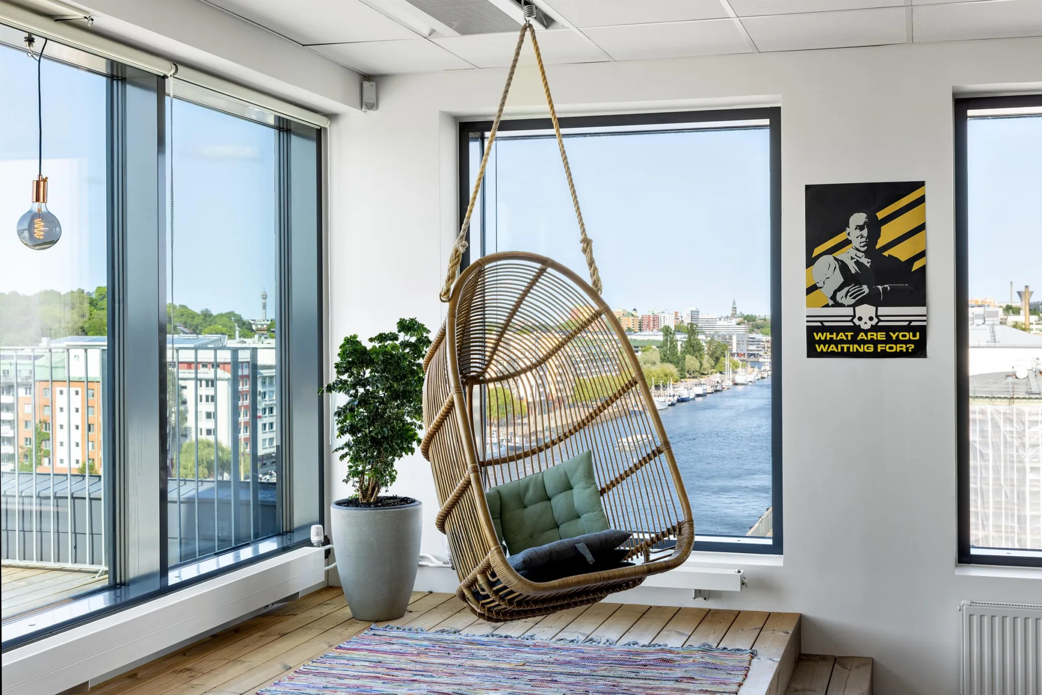 Kontor högst upp med terrasser bild 1