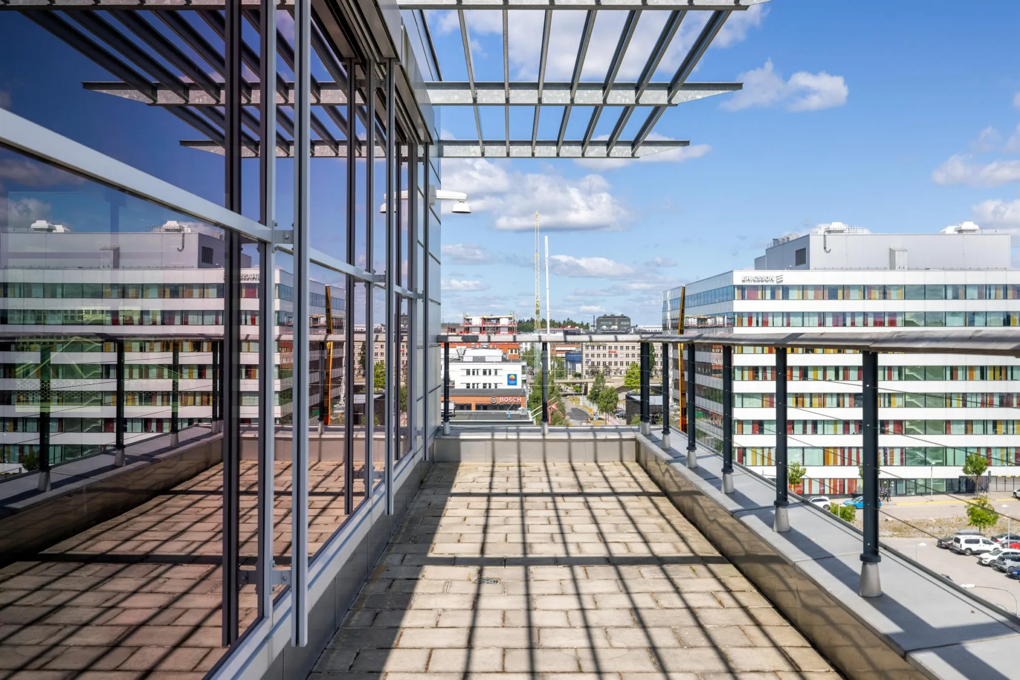 Kontor högst upp i Kista Entré bild 1